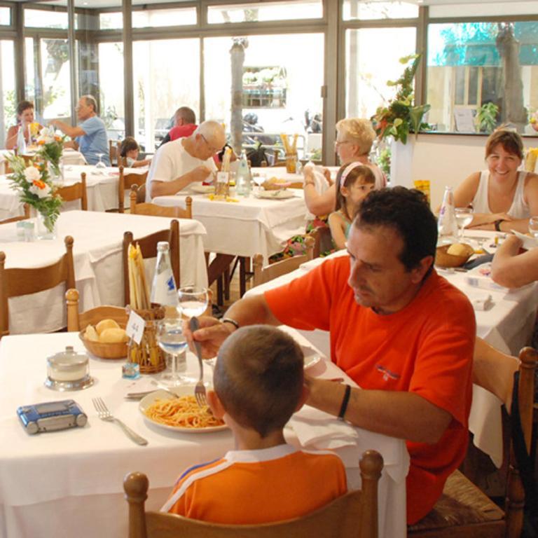 Hotel Giardino Al Mare سيستري ليفانتي المظهر الخارجي الصورة